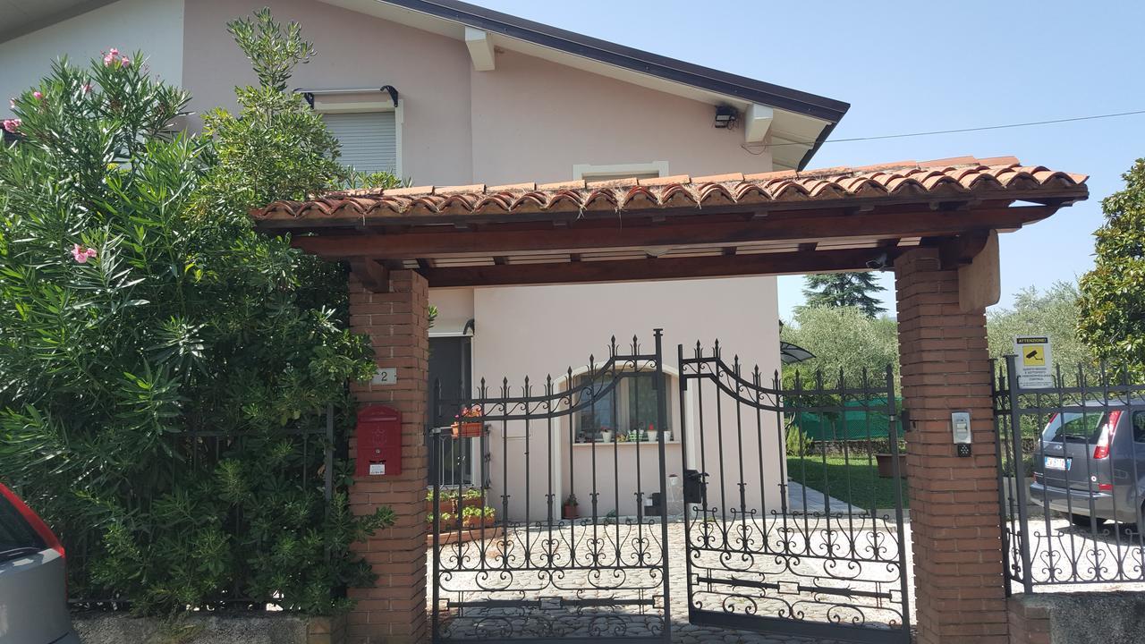 Villa Indipendente A Pochi Passi Dal Lago San Felice del Benaco Eksteriør billede